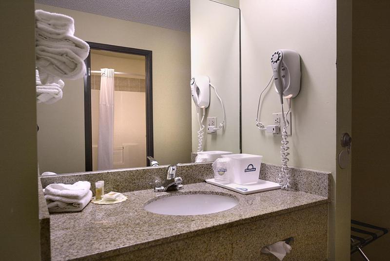 Days Inn By Wyndham קרבונדייל חדר תמונה