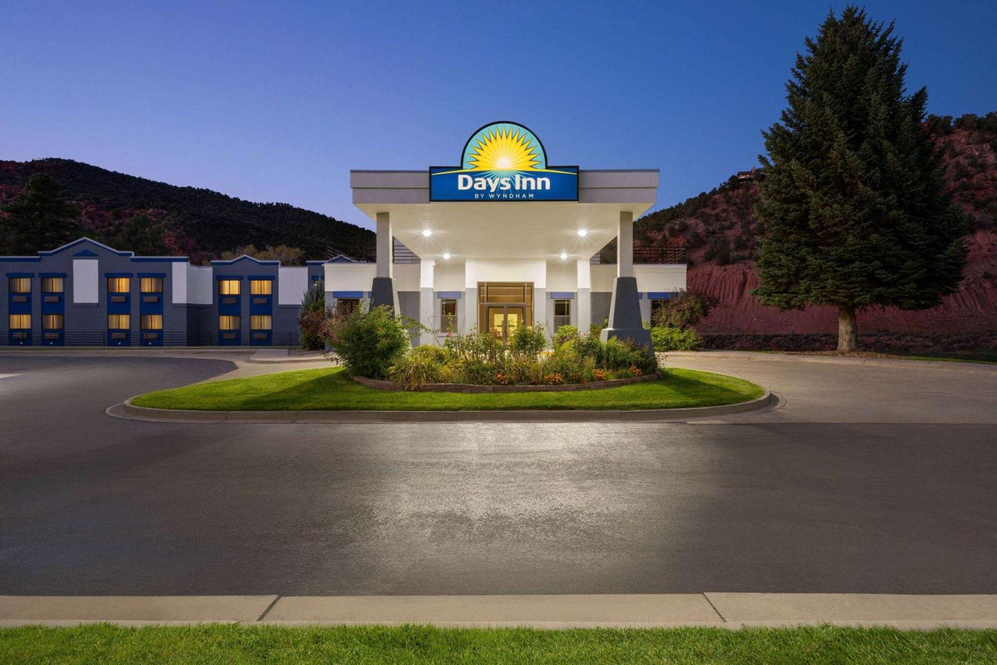 Days Inn By Wyndham קרבונדייל מראה חיצוני תמונה